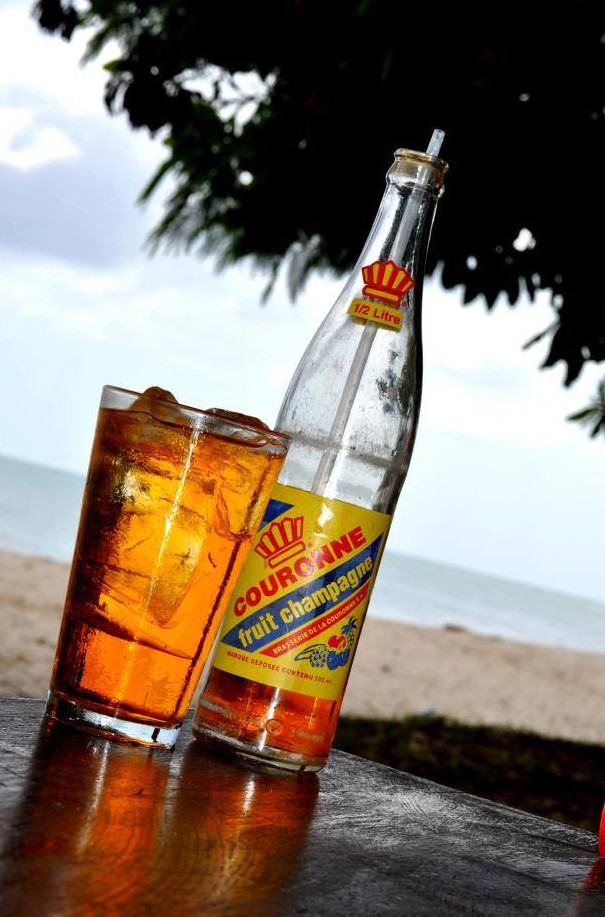 Cola Couronne – The Honey-Sweet Beverage Hit of Haiti